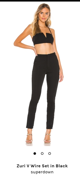 Superdown Zuri V Wire Set in Black - Picture 2 of 4